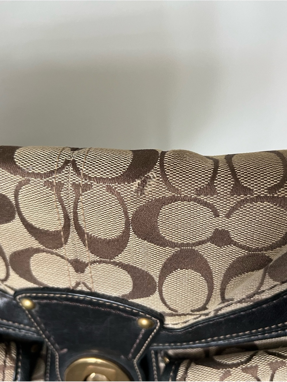 Coach Legacy Leigh Signature Canvas and Black Leather Shoulder Bag - Picture 3 of 16